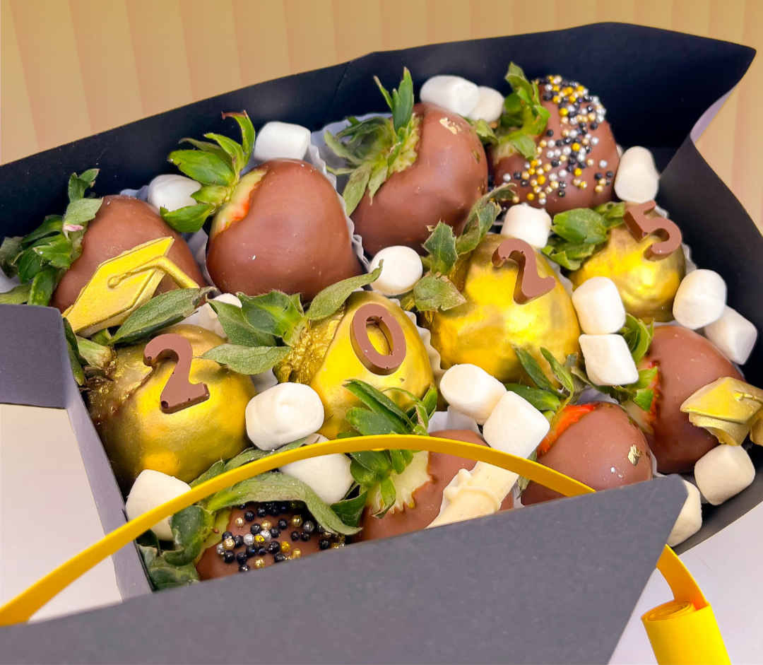 CATALOGO GRADUACIONES 2025 🎓🍓 thumbnail