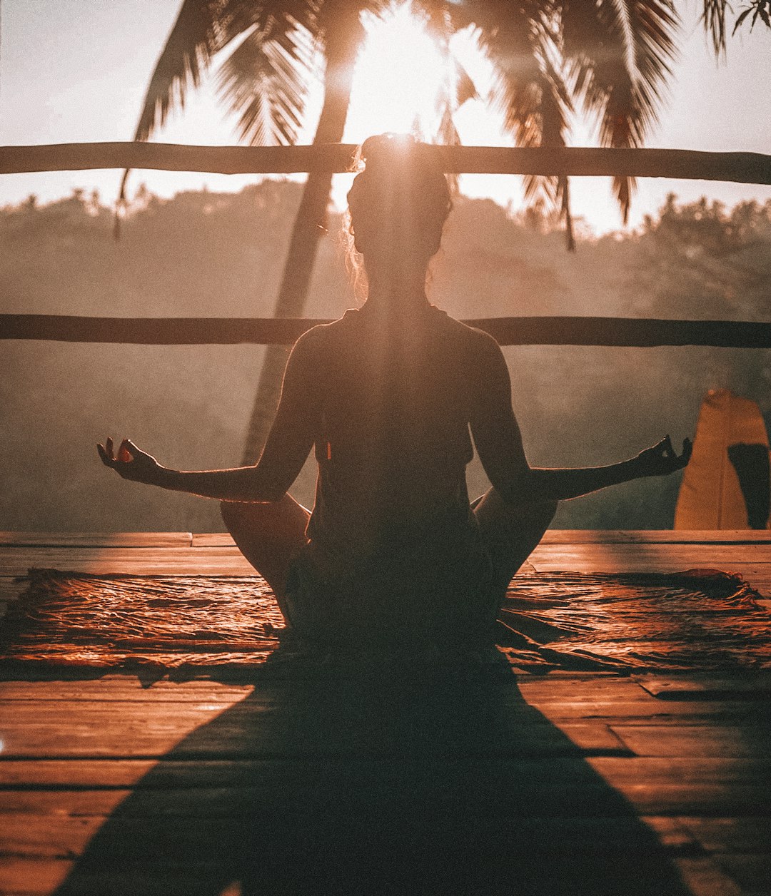 Studio Yoga en ligne (en création) + sondage & cadeau thumbnail