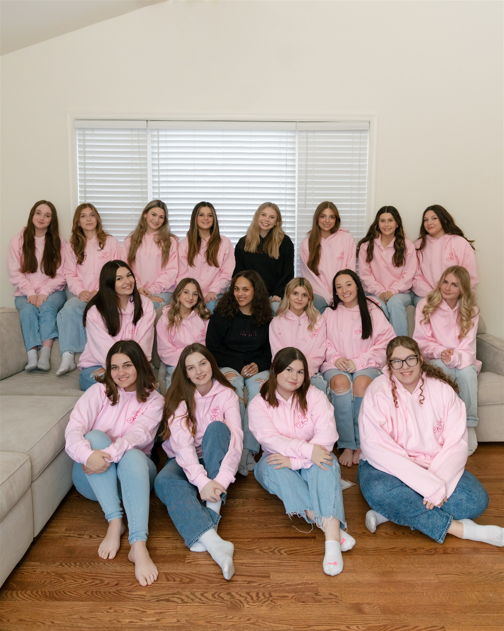 APPLY to be on the Senior Team! *Class of 2027* thumbnail