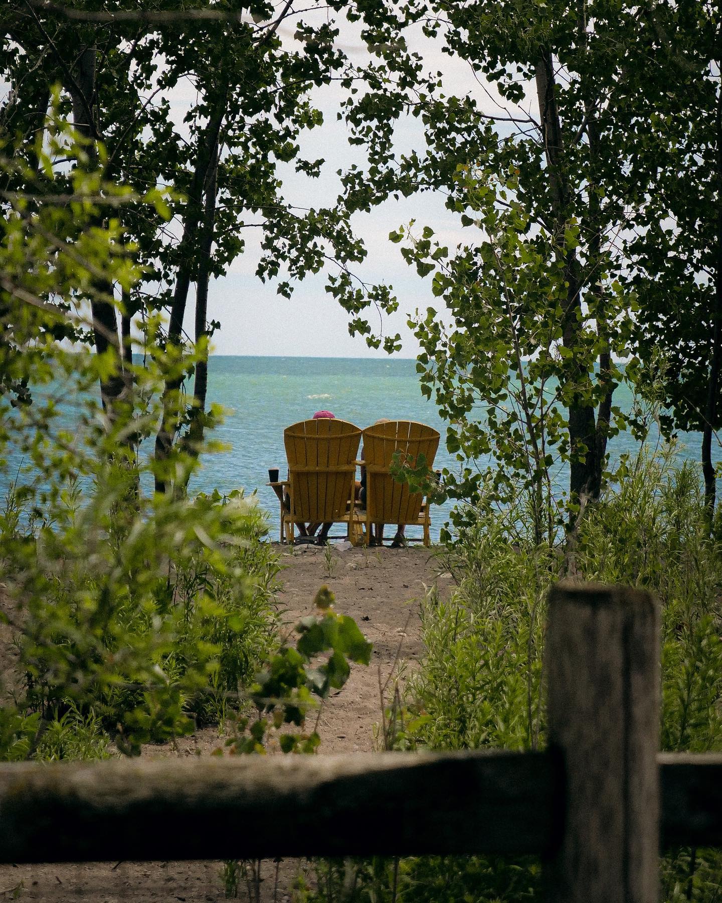 a hidden spot at the beach 

#canada #toronto #ontario #torontophotographer #torontophoto #torontophotography