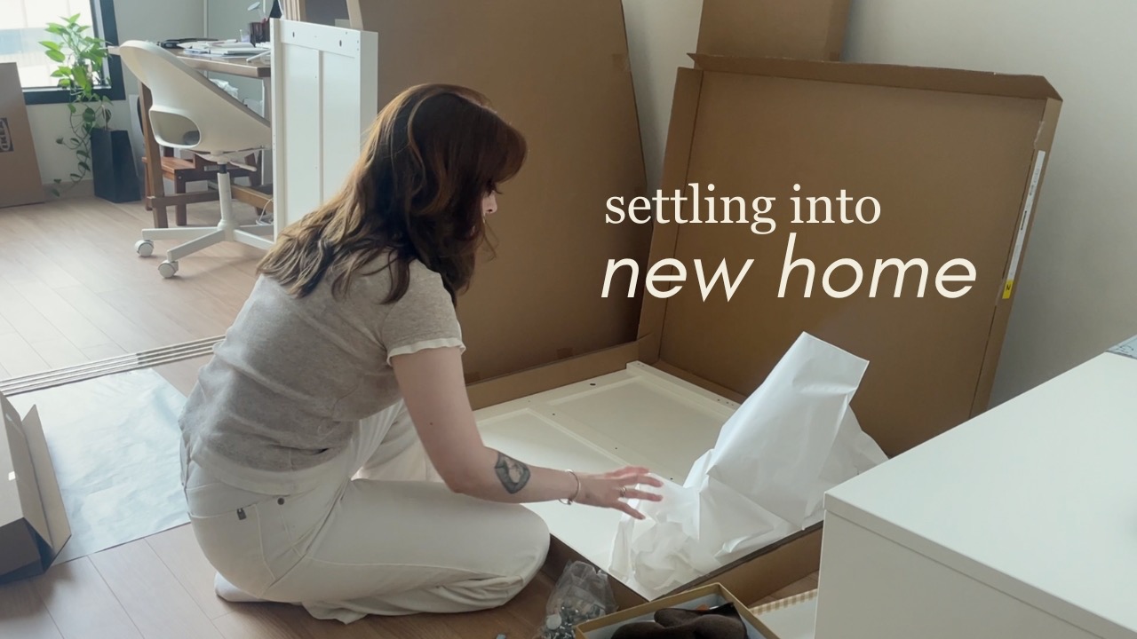 Settling in vlog | Getting new furniture, shopping for plants, cooking and more thumbnail