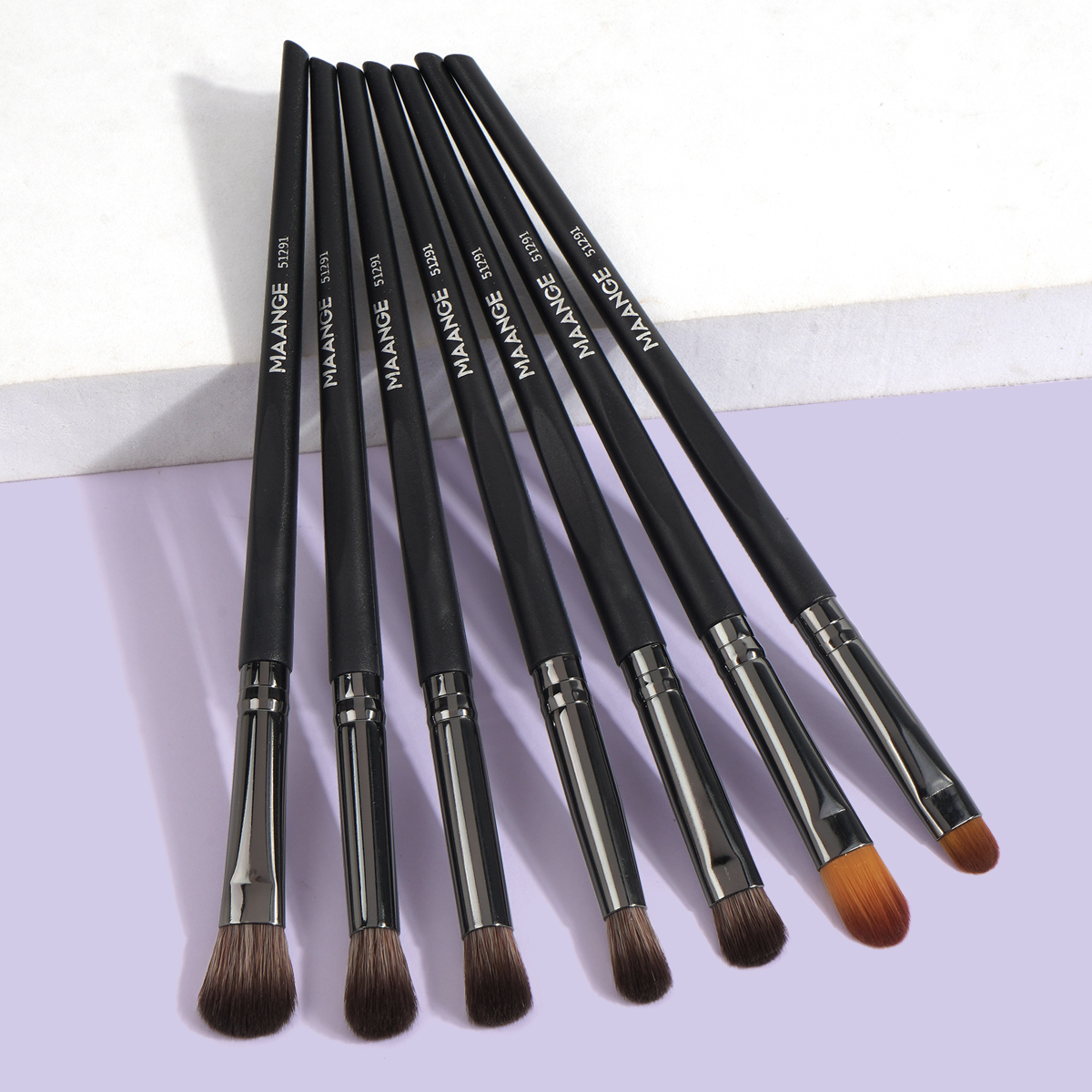 Conjunto de pincéis para os olhos  Kit 7PCS  thumbnail
