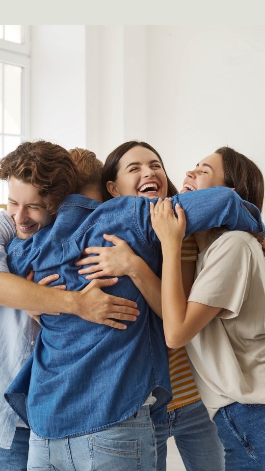 ¡Hola! ¿Cómo estás? ✨️ 

Eso es lo primero que te decimos cuando venís
a Diagnóstico Maipú.
Porque sabemos que sentirte 
