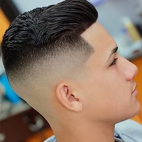 Corte Degradé ou Navalhado - R$ 25 thumbnail