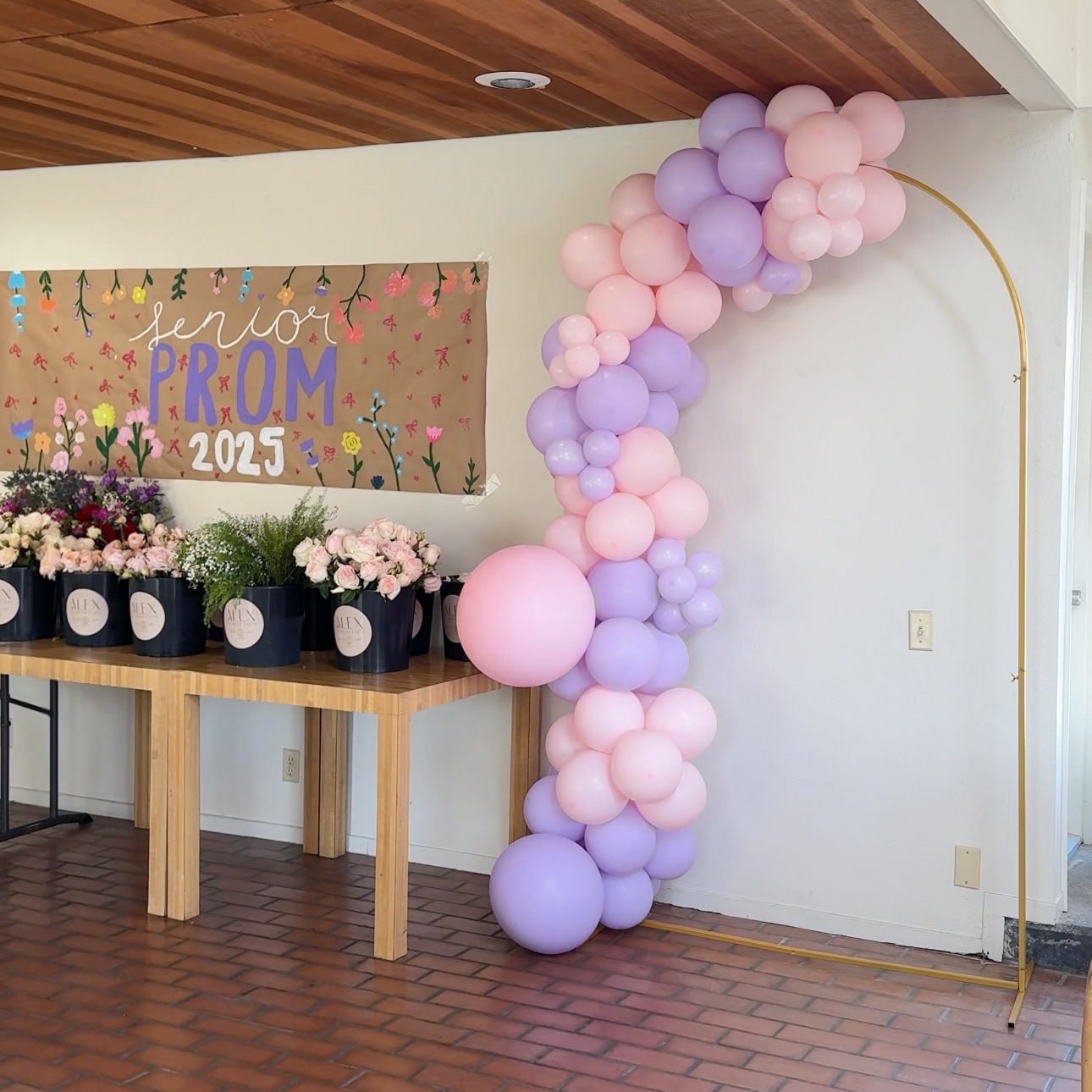 Balloon Arch Stand thumbnail