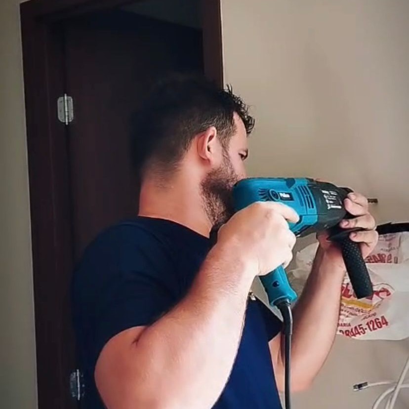 Mudança sem estresse é com a Domínios Mudanças. 🚚 thumbnail