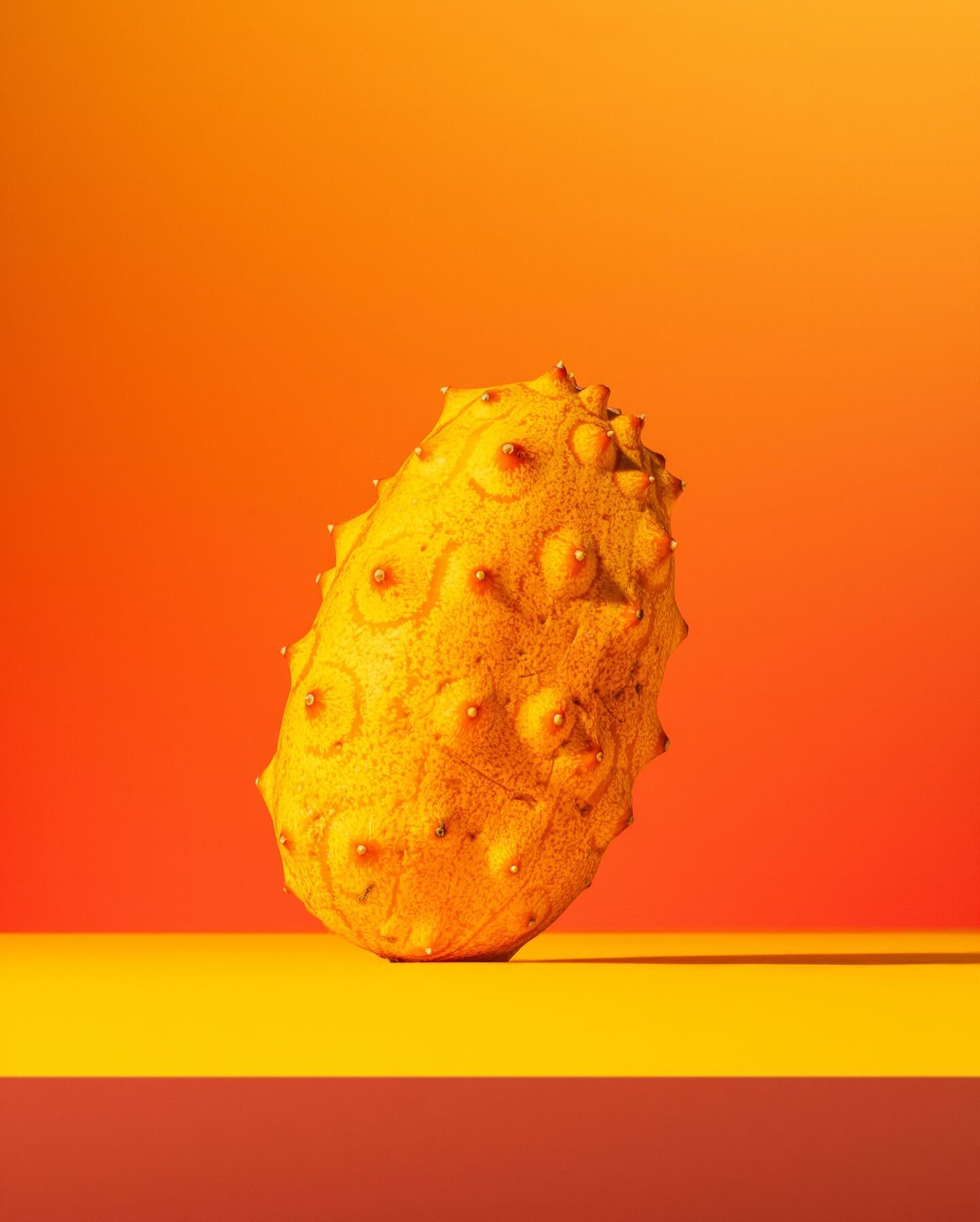 Horned melon! 🤘 😈 🤘
#beveragephotography #thebiteshot #imbibegram #cocktailgram #betterwhenyoutether #godoxlighting #so