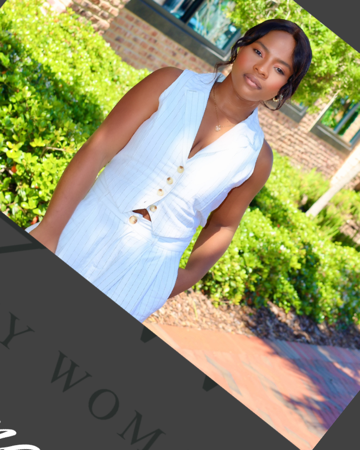 Book a photoshoot with Esther thumbnail