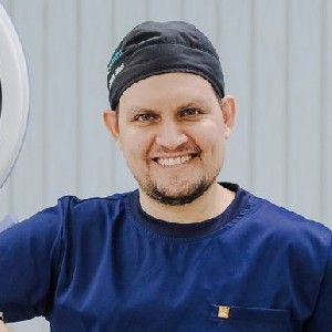 Dr. Carlos Toloza S. Dermatología Oncológica y Quirúrgica  thumbnail