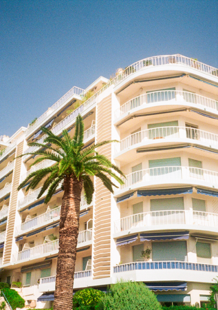 License my photos: KINTZING thumbnail