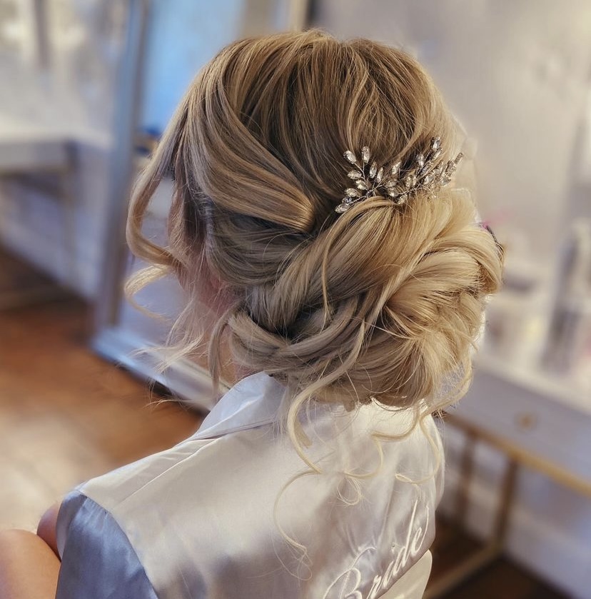 Bridal Updo thumbnail