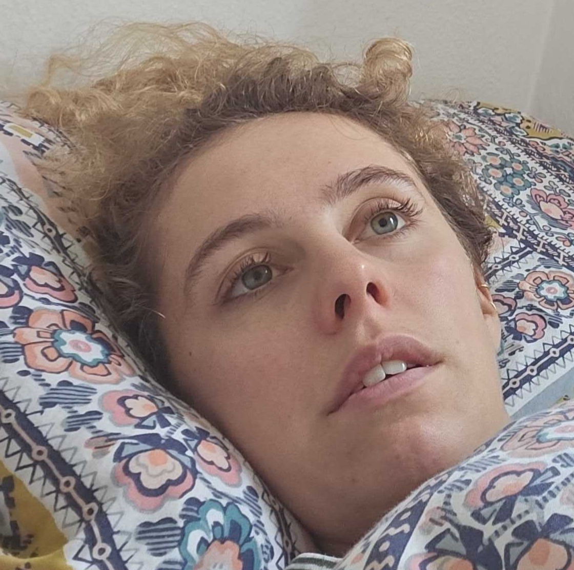 Follow Annie on Instagram thumbnail