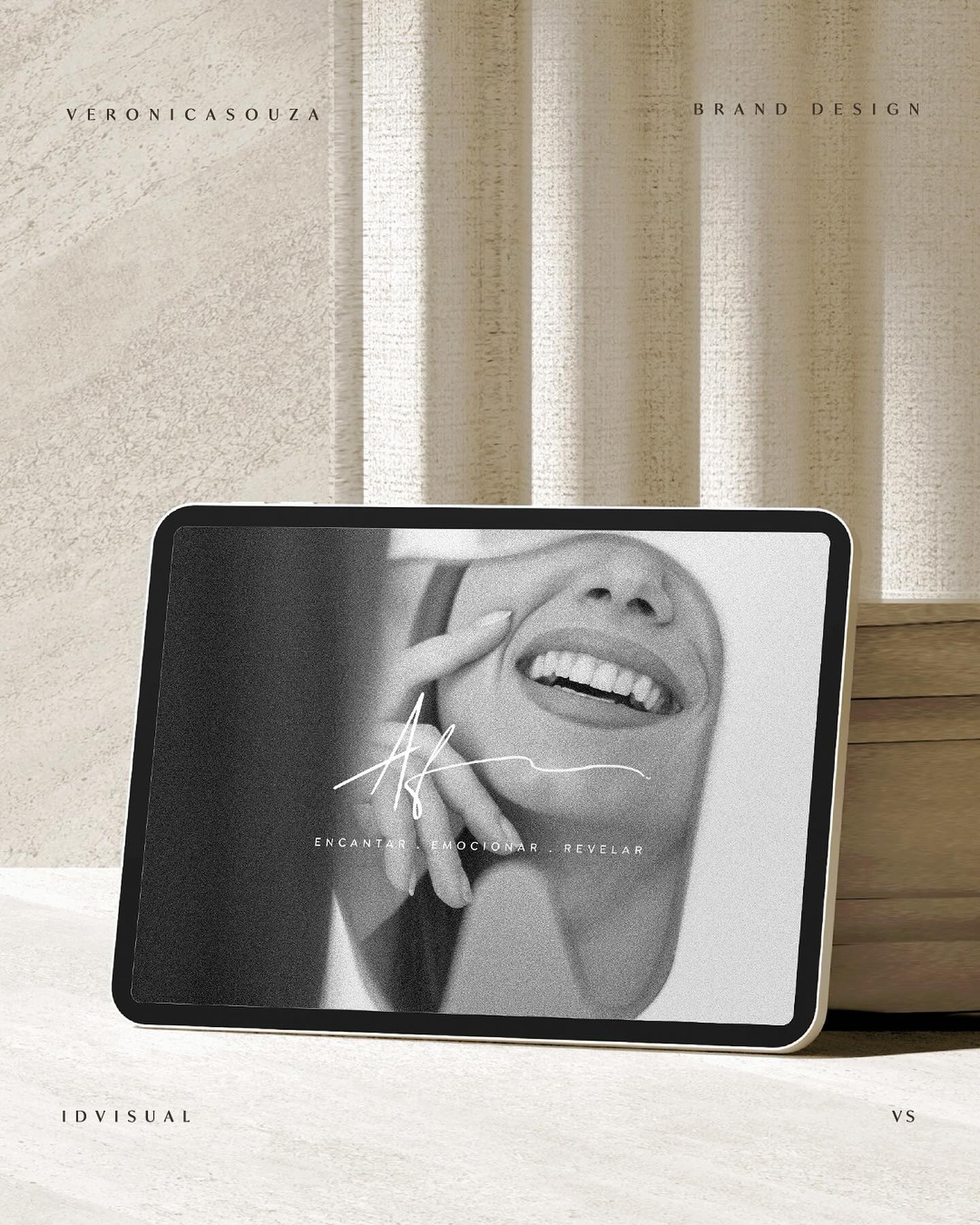 Hoje apresento a vocês esse projeto de identidade visual desenvolvida para o Dr. André Ferreira! ✨
Quando o Dr. André m