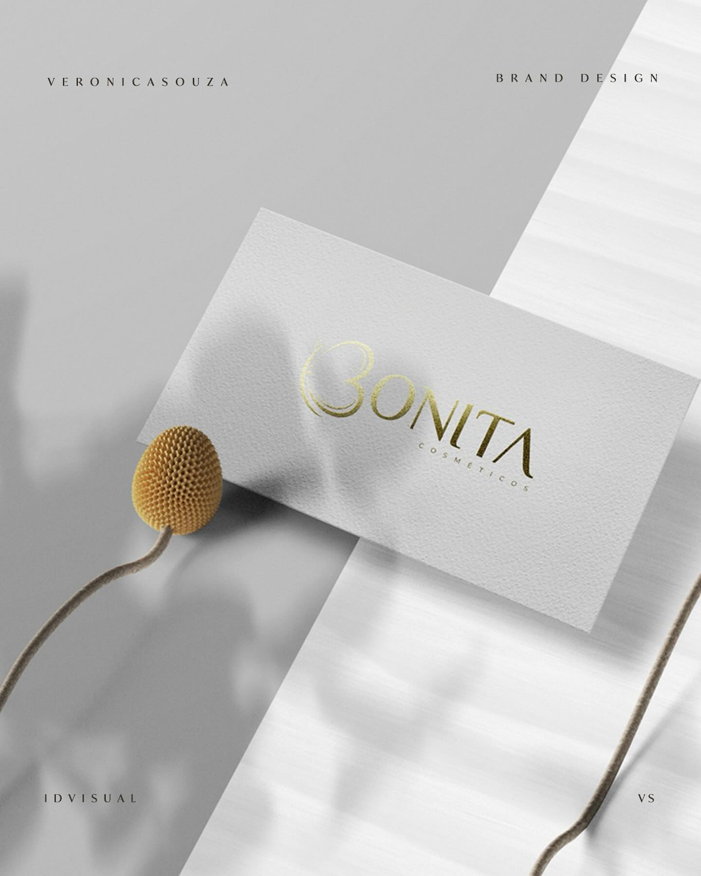 Projeto no feed de hoje é dessa ID desenvolvida para a Bonita Cosméticos! ✨
Inspirada na beleza e na feminilidade, cad