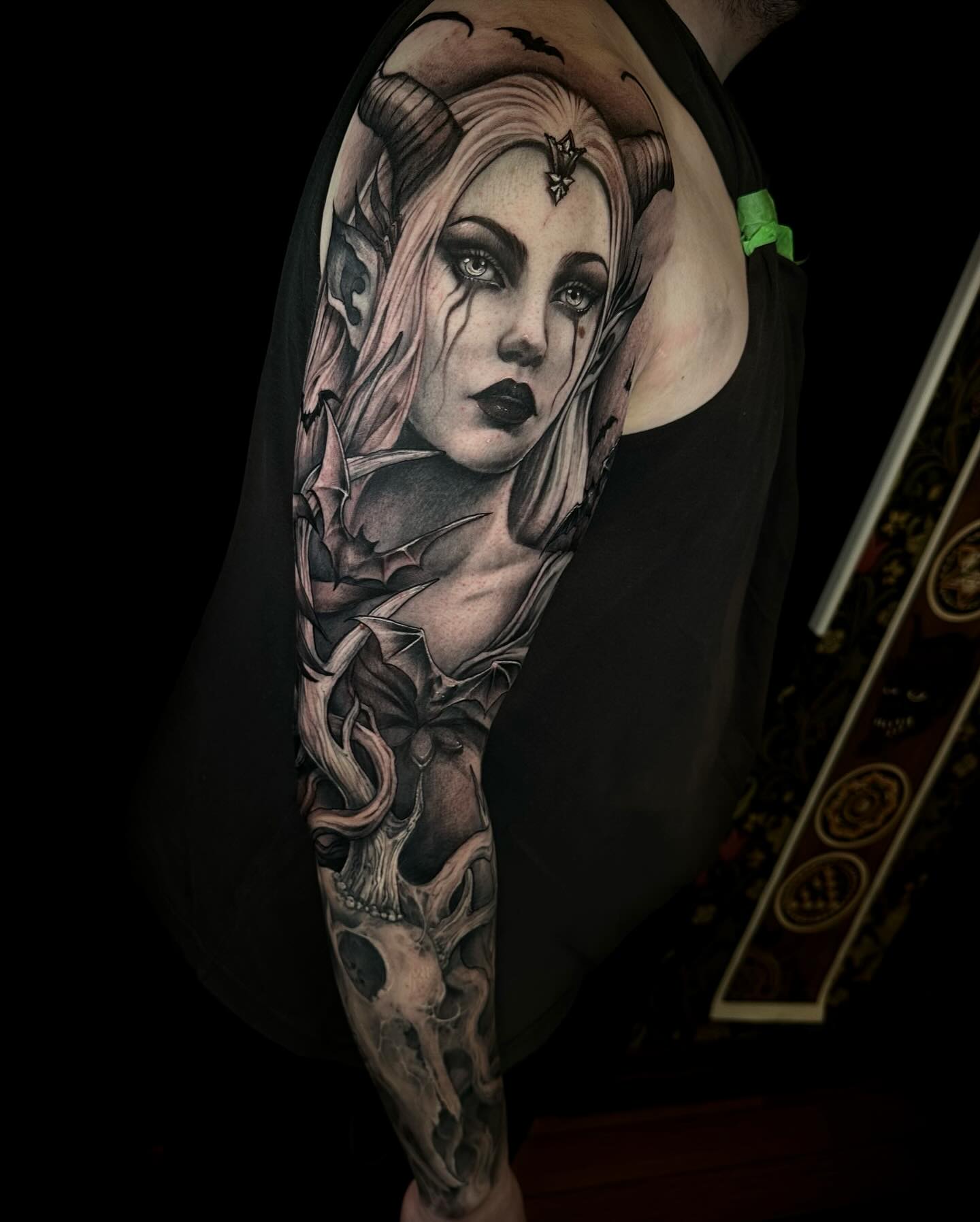 Sleeve done in 4 sessions 
Booking appointments in Stockholm ⛓️
.
.
#stockholmtattoo #tattooart #sleeve #elftattoo #dark