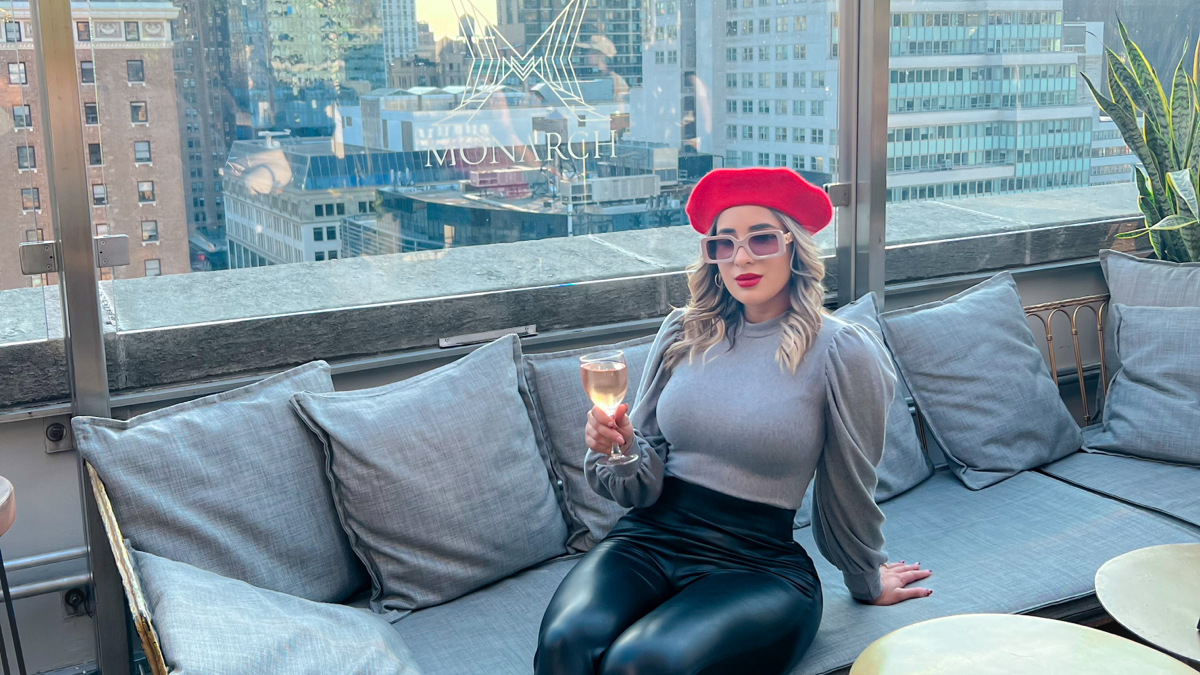 Jaru Telles — Bio Site