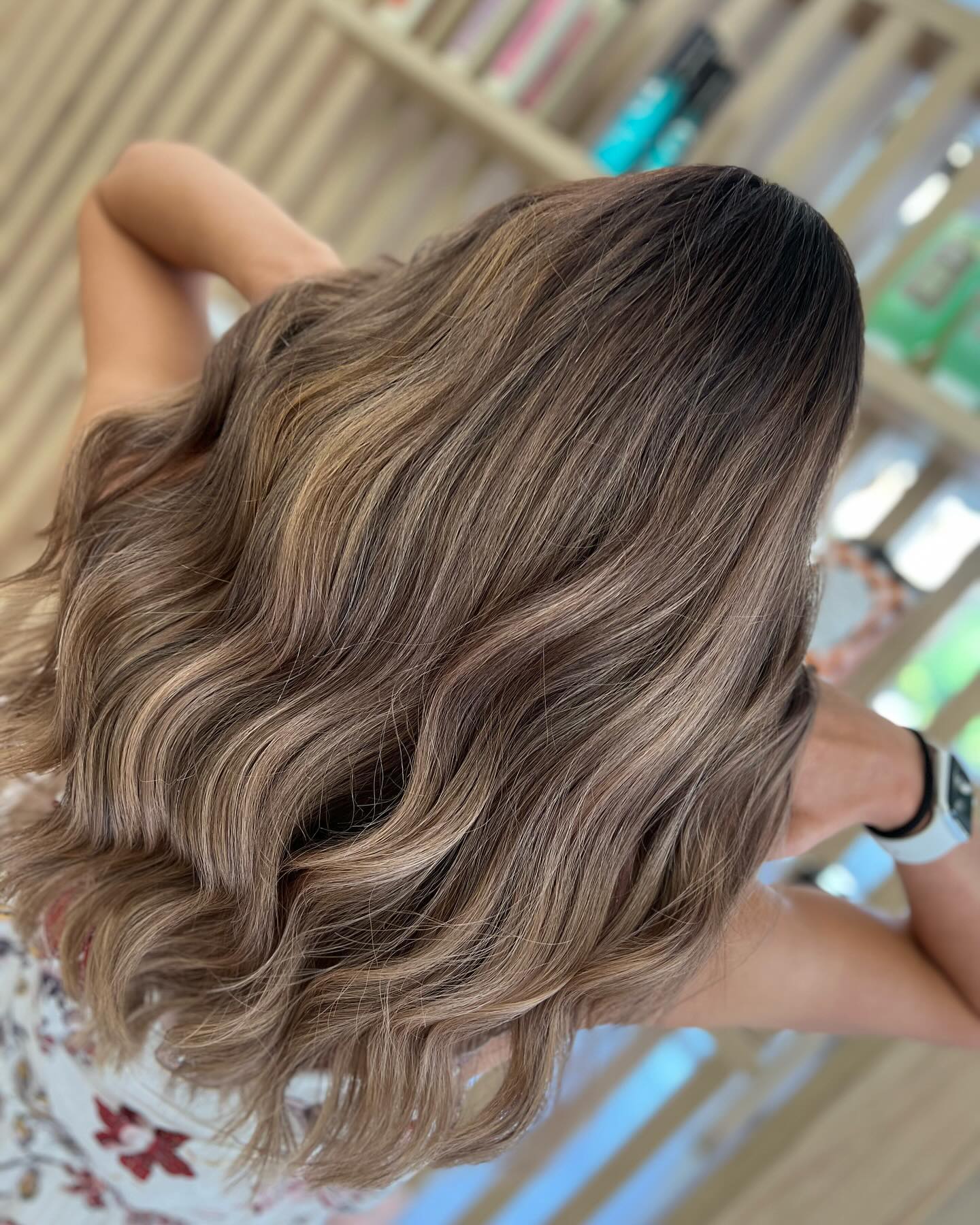 •Caramel balayage• #hair #hairstyles #haircolor #haircut #butterflyhaircut #balayage #hairideas #hairinspiration #palaio