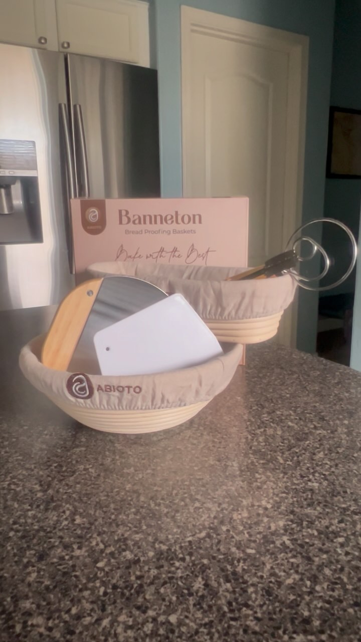 It’s officially “fall” now that the pumpkin flavored items have returned. That also means it’s the perfect time for home