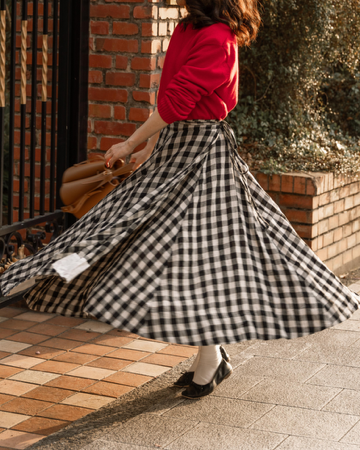 the checkered skirt you keep asking the link for 🤭 thumbnail