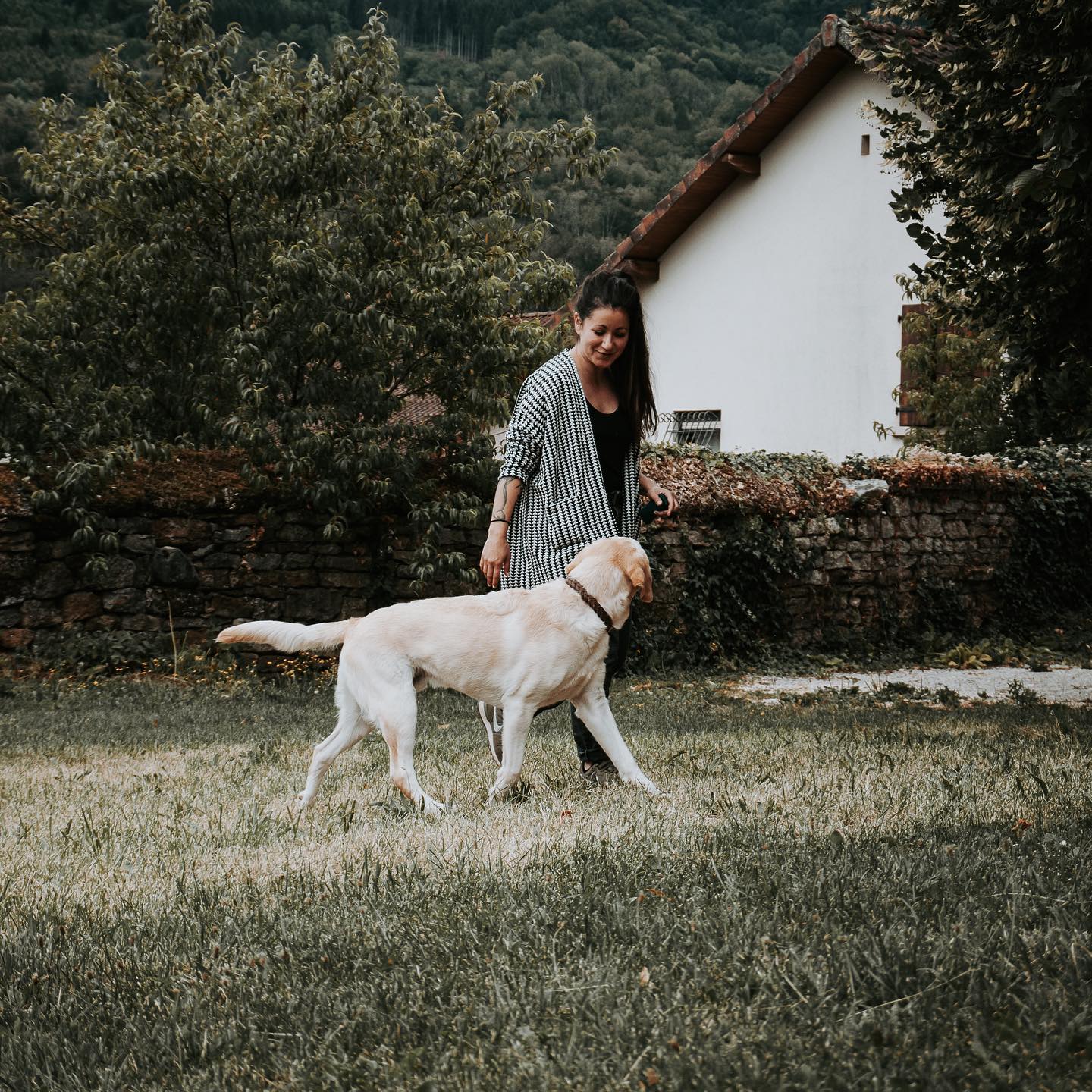 Ceyhan Nalan Tuncdogan — zertifizierte Hundetrainerin + SKG-Gruppenleiterin