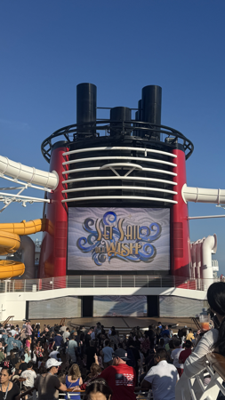 Disney Cruise Must-Haves Links 🚢🐭🔗✨ thumbnail