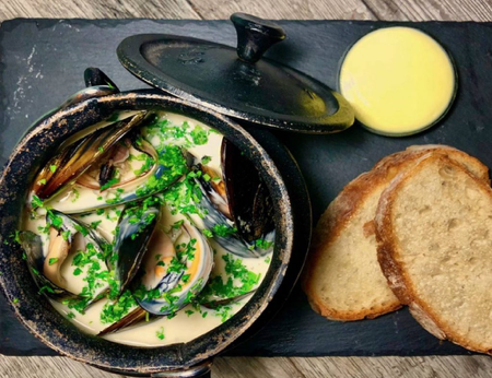 Beer and Bacon Mussel Pot thumbnail