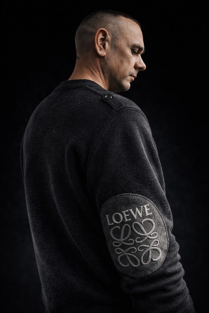 ibrahim-murat-gunduz-minimal-dark-fashion-portrait thumbnail