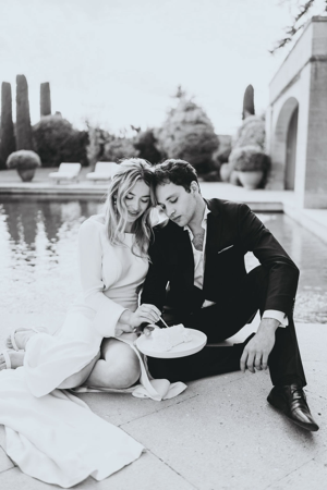 WEDDING CAKES thumbnail
