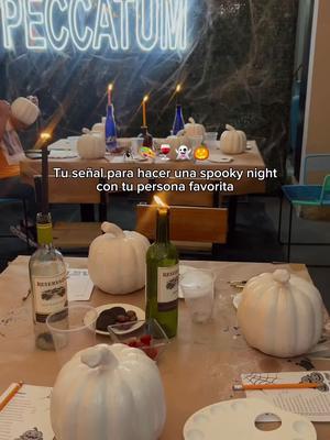 el mejor plancito🎃✨más contenido en mi ig renosanntos #spookynight #pintarcalabazas #pumpkinpainting #fyp #spookyseason 