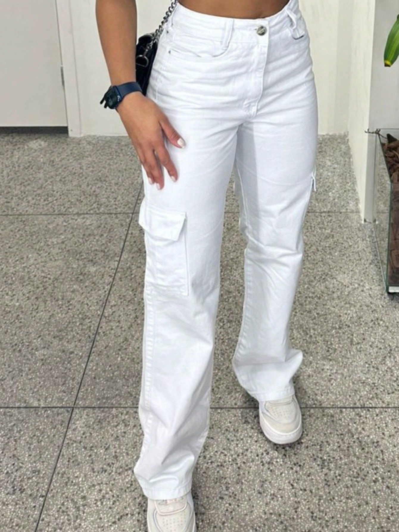 Calça jeans Wide leg Cargo com bolso Branca nivel thumbnail