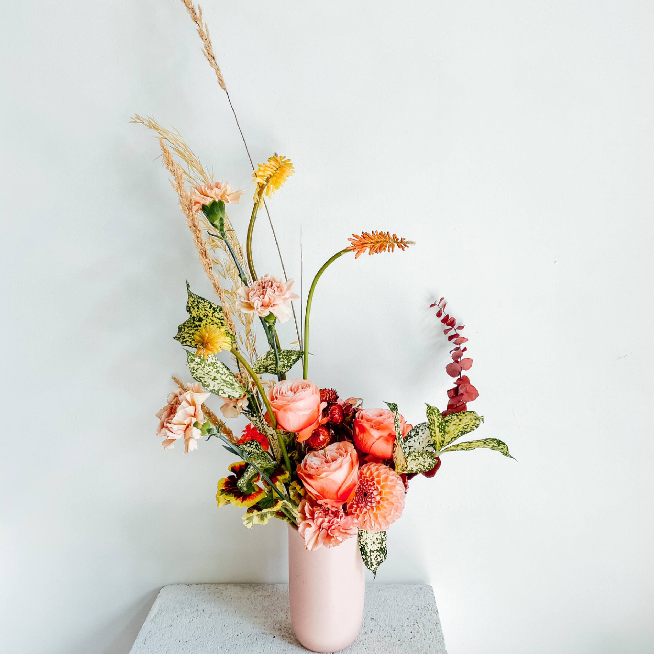 Vase Arrangement thumbnail