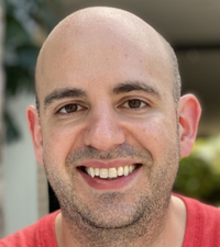 Adib Khorram Talks with Roger thumbnail