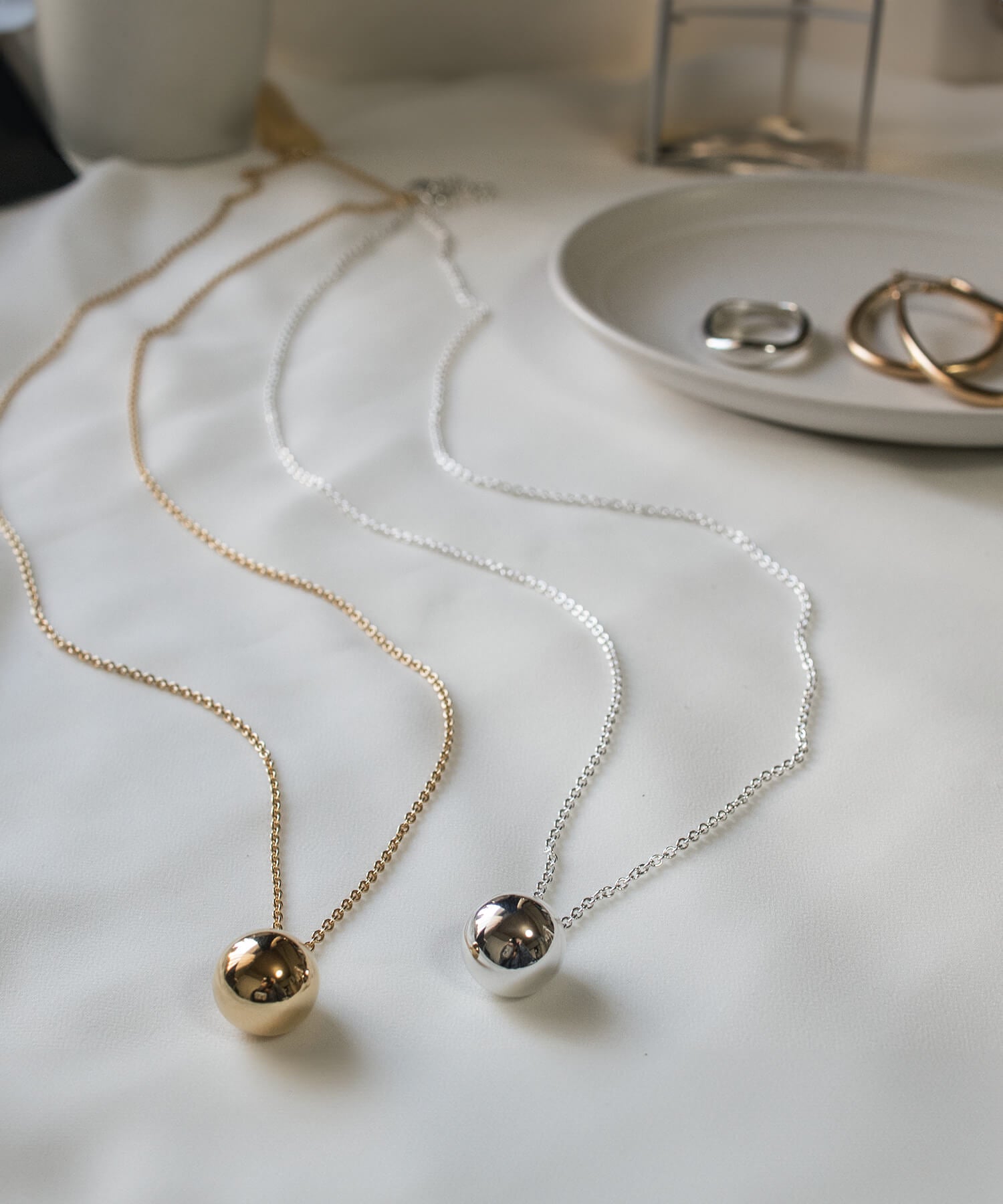 Silver925 Round Ball Long Necklace ｜ FAFAO thumbnail