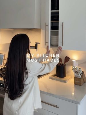 Replying to @nathansloneker all of this is on my ‘Kitchen’ SF List🤍👨🏻‍🍳 my kitchen must haves that I swear by for keepin