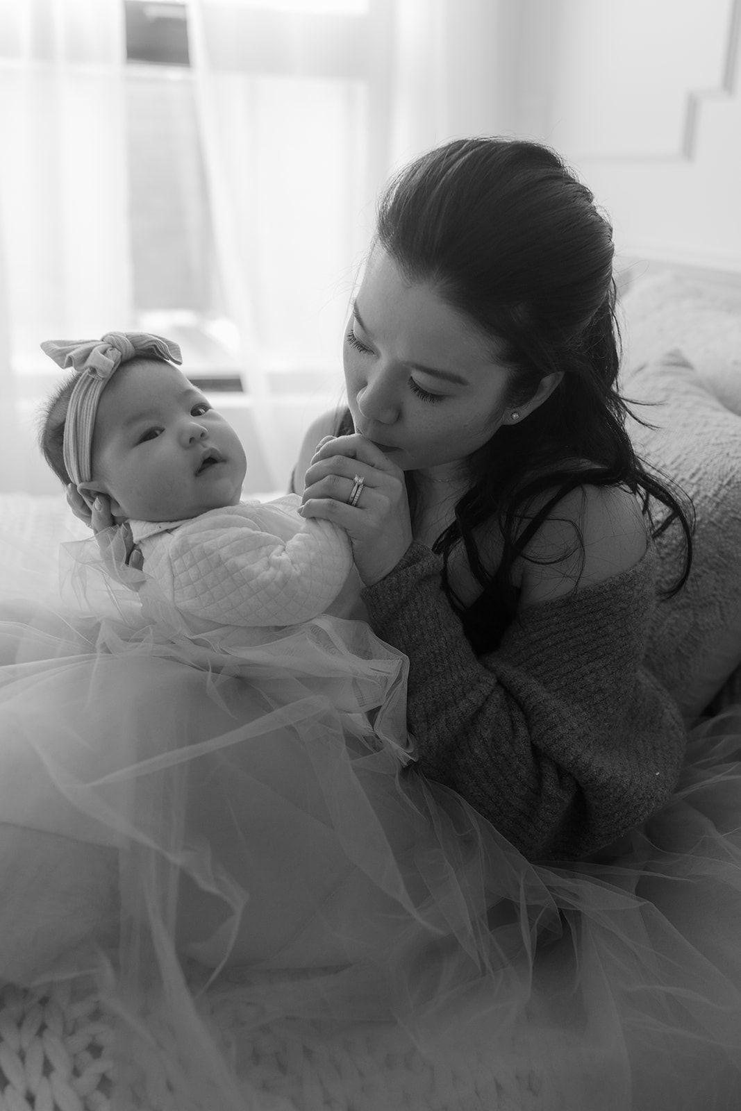 Mommy & Me Mini Sessions thumbnail