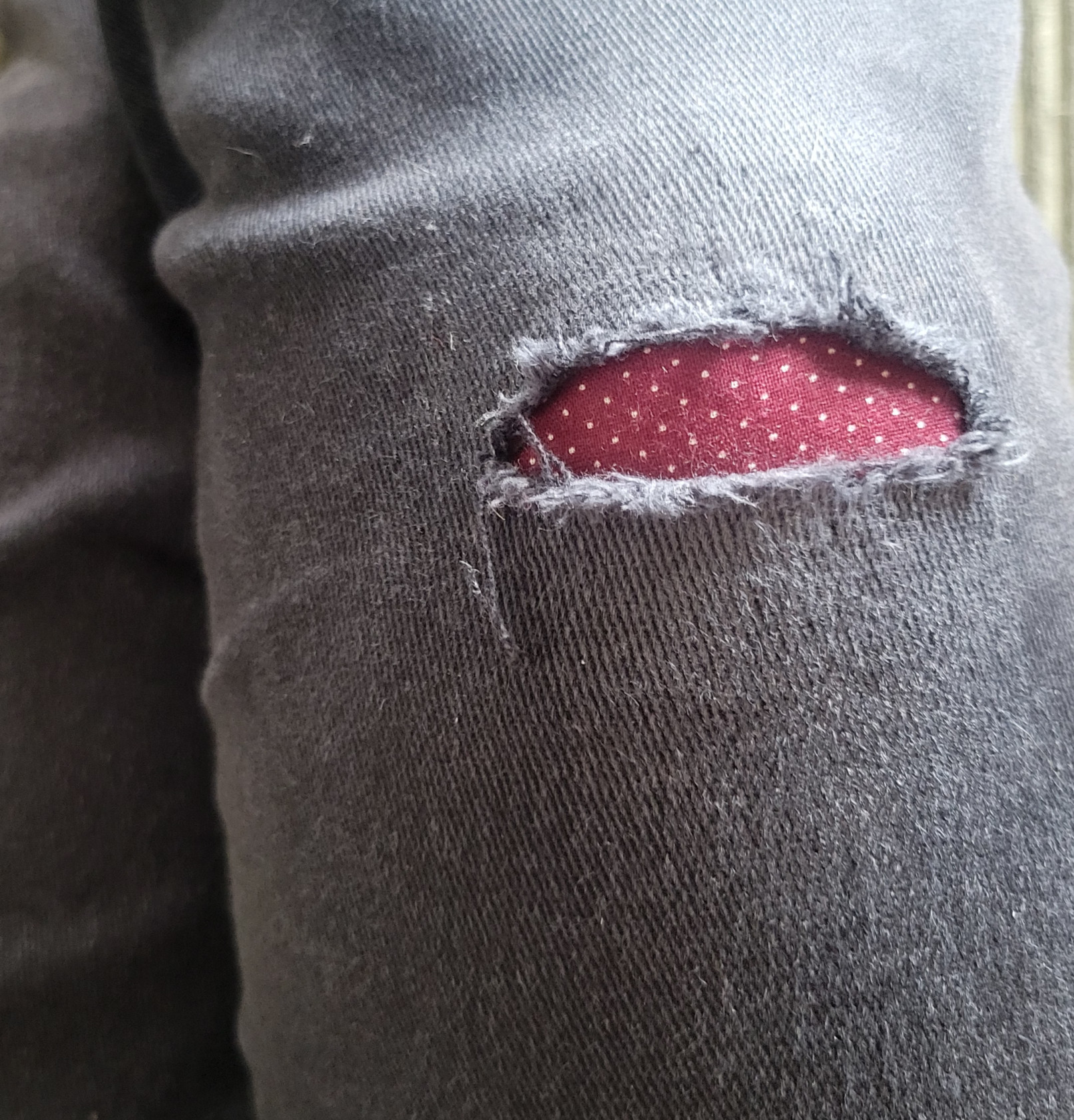 Volunteering Mend-A-Thon drop-in mending | Sincere Studio thumbnail