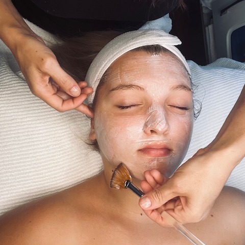 book your FACIAL and WAX w/ me thumbnail