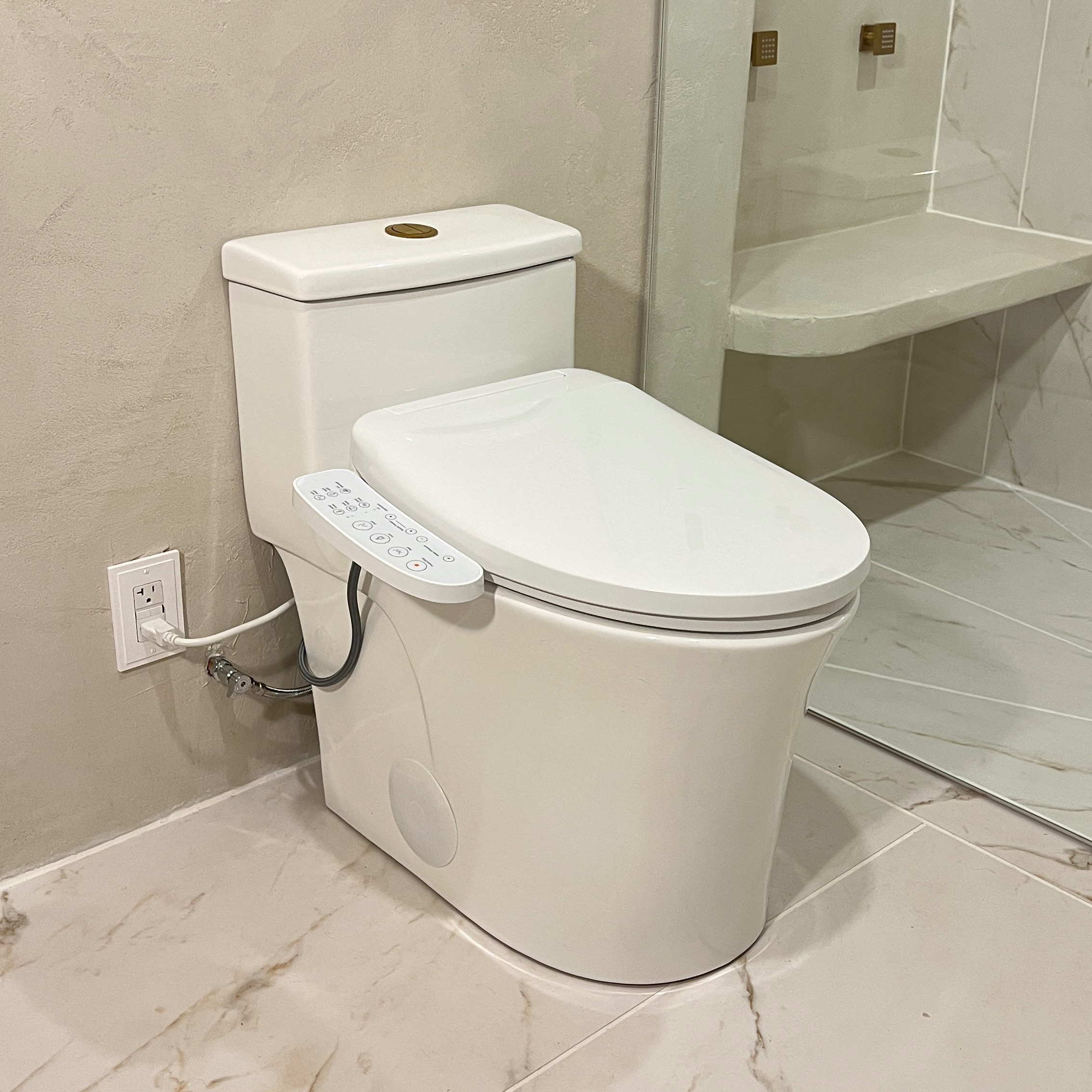 HOROW Toilet + Bidet (use code SWAYHOME for 15% off) thumbnail