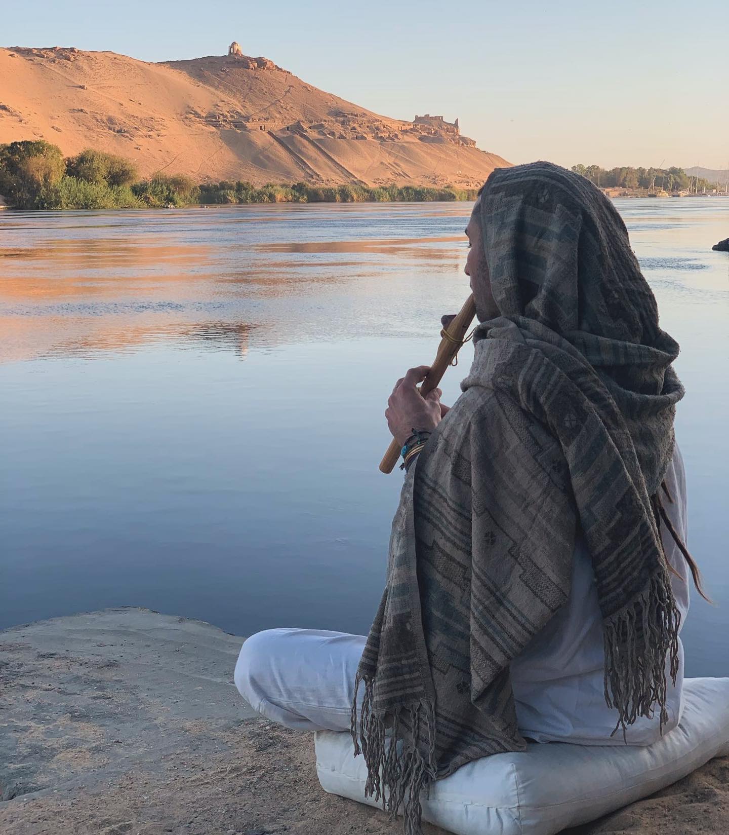 A beautiful journey of reflecting our relationship of love  through the remembrance of who we truly are , becoming fully