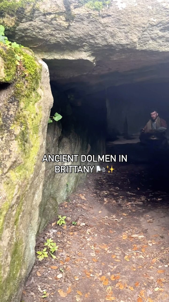 Exploring the Energy of Ancient places in Brittany guided by the elementals ✨

Reach out in DM for upcoming tour in Anci