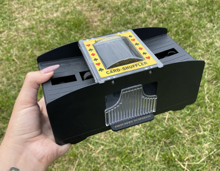 Embaralhador de cartas automático thumbnail