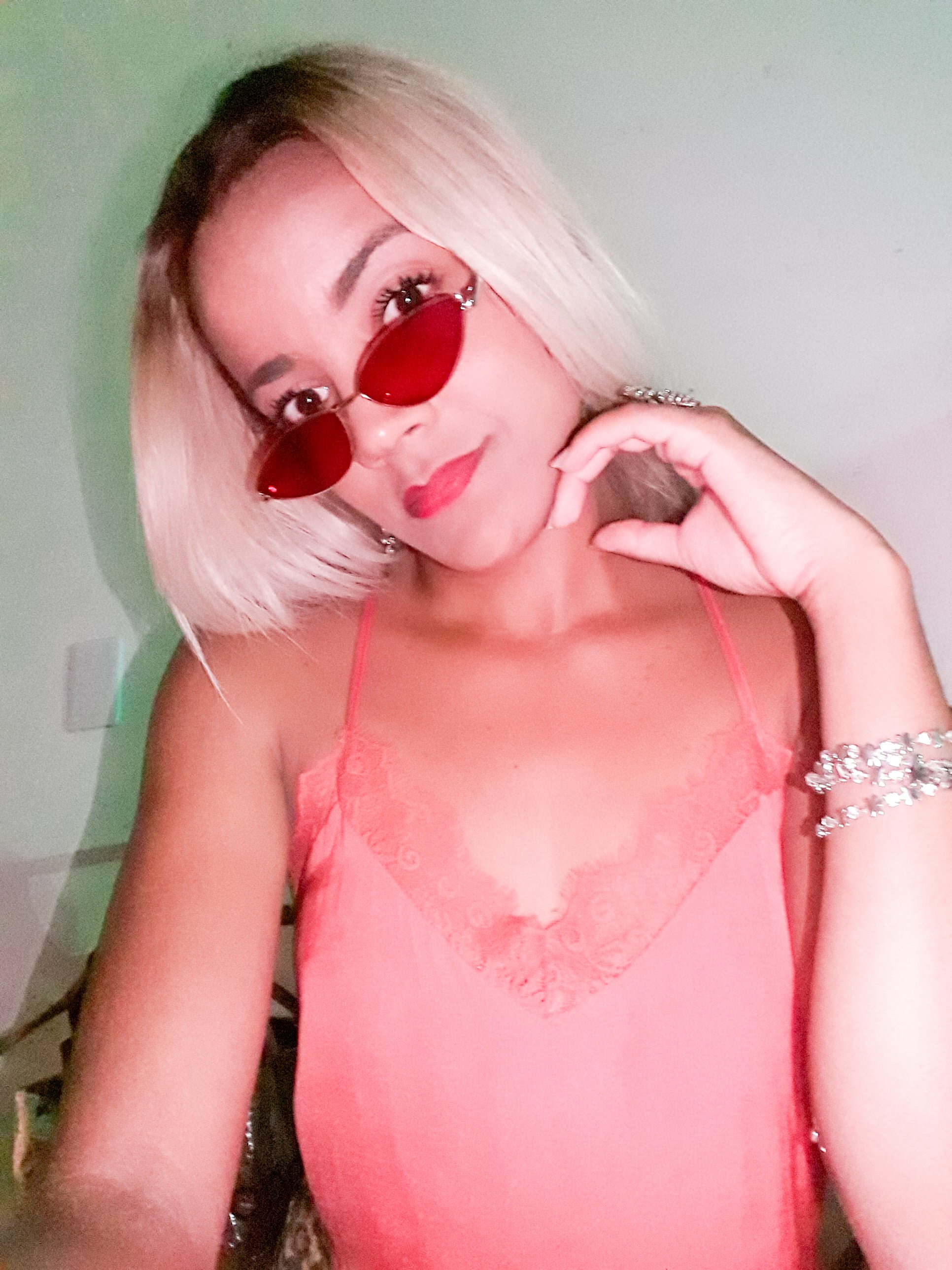 TikTok  thumbnail