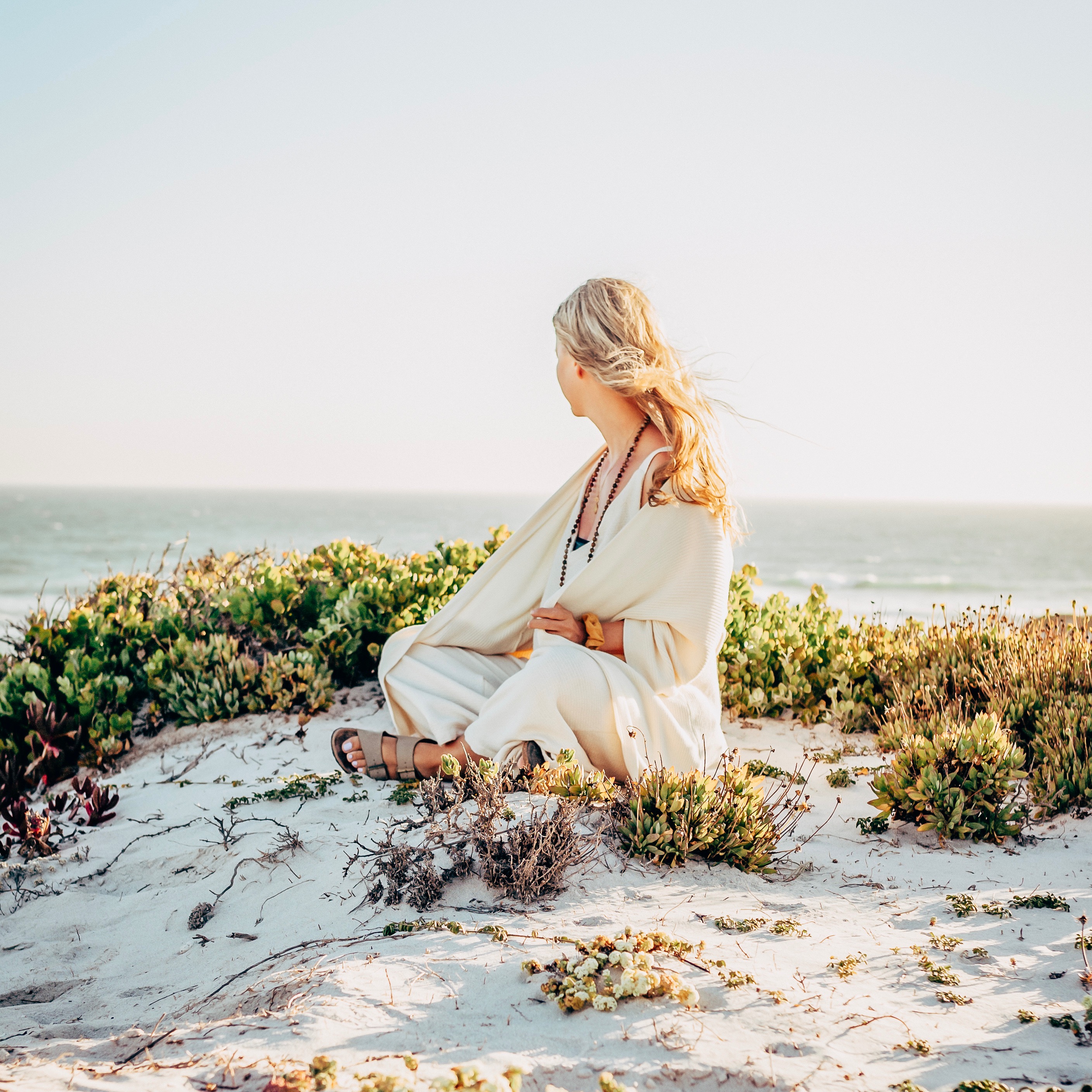 HIPPIE SOUL Space (Yoga & Ayurveda online) thumbnail