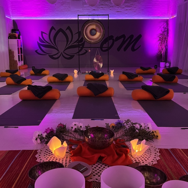 Sat 9th, 2-4pm, Bloom - Group Sound Meditation @ The Yogaloft, Burbage thumbnail