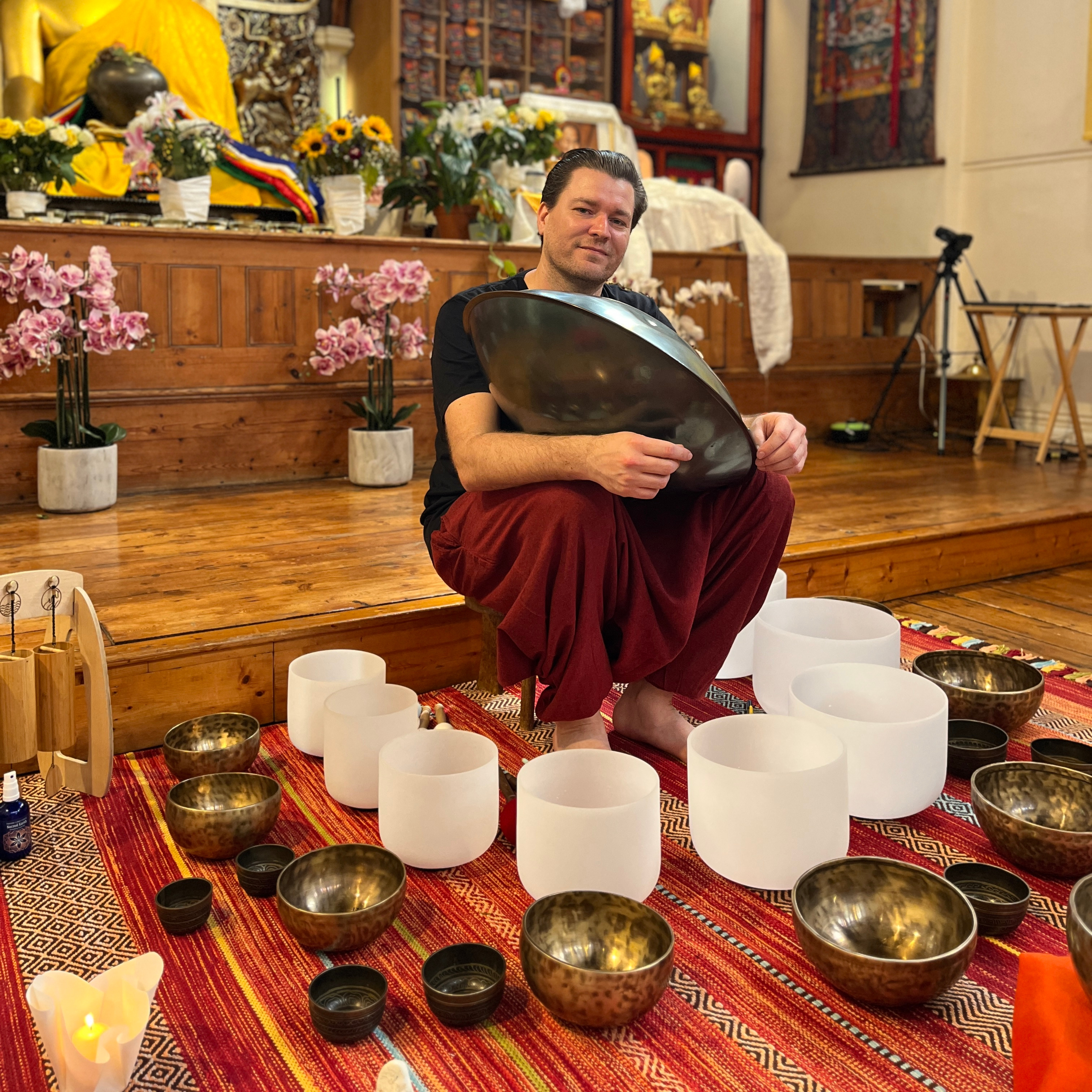 Sun 31st, 11am, Edge of Autumn Group Sound Meditation @ Jamyang Buddhist Centre, Main Gompa, Kennington thumbnail