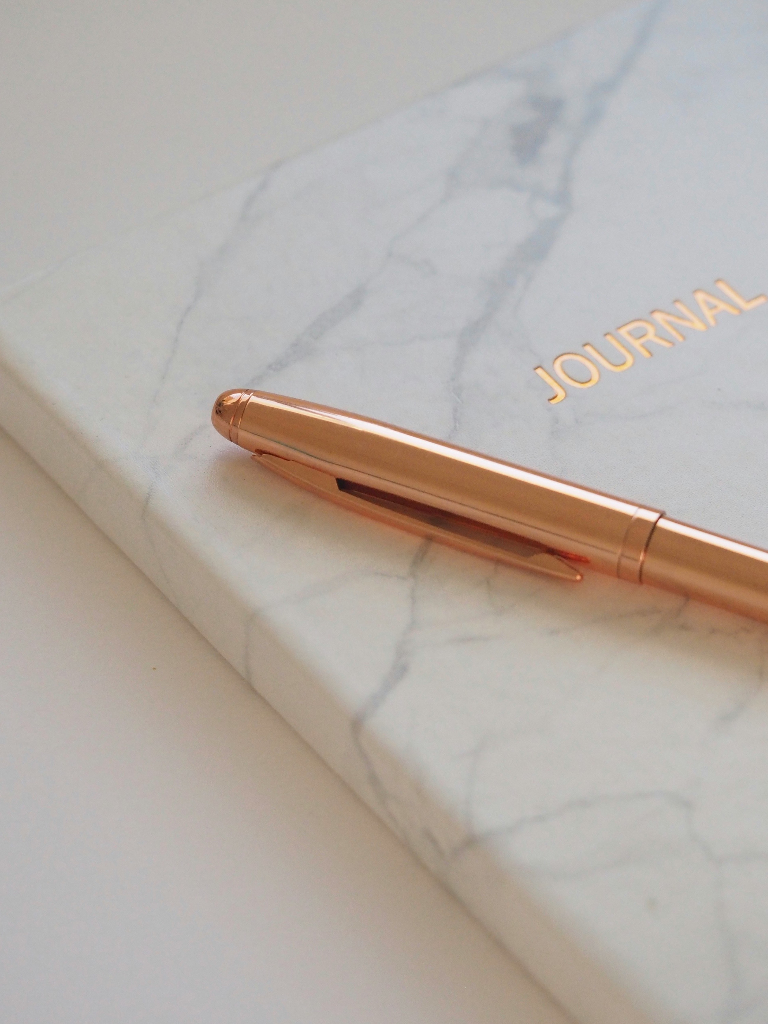 FREE 30 Days of journal prompts  thumbnail