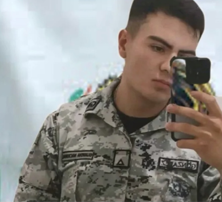 Honrando al primer soldado caído de Mexico en Ucrania thumbnail