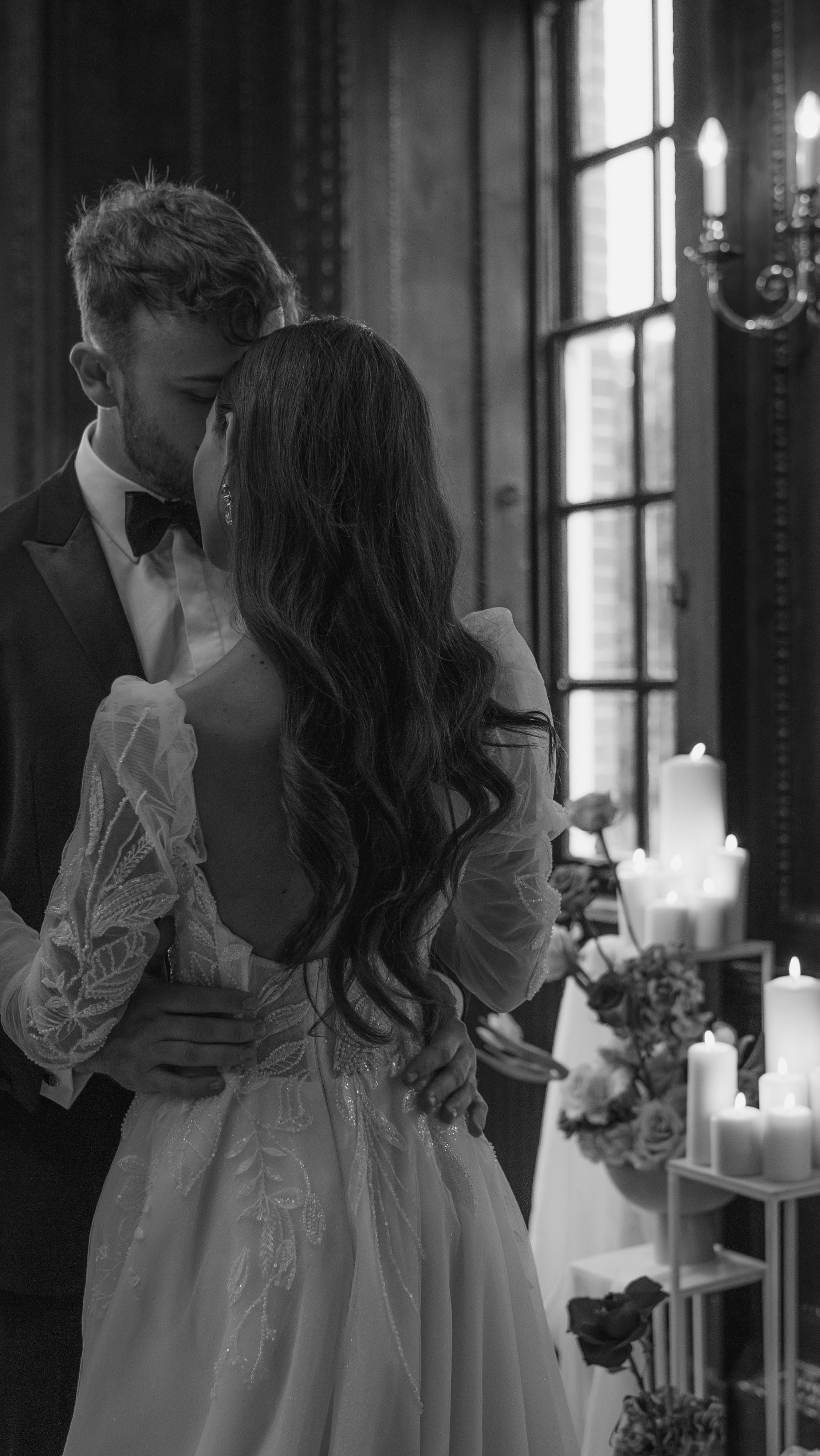 FALLING IN LOVE
(work in progress)
•
•
•
•
•
•
#london#londonphotography#wedding#weddinghotography#love#throughmylens#my