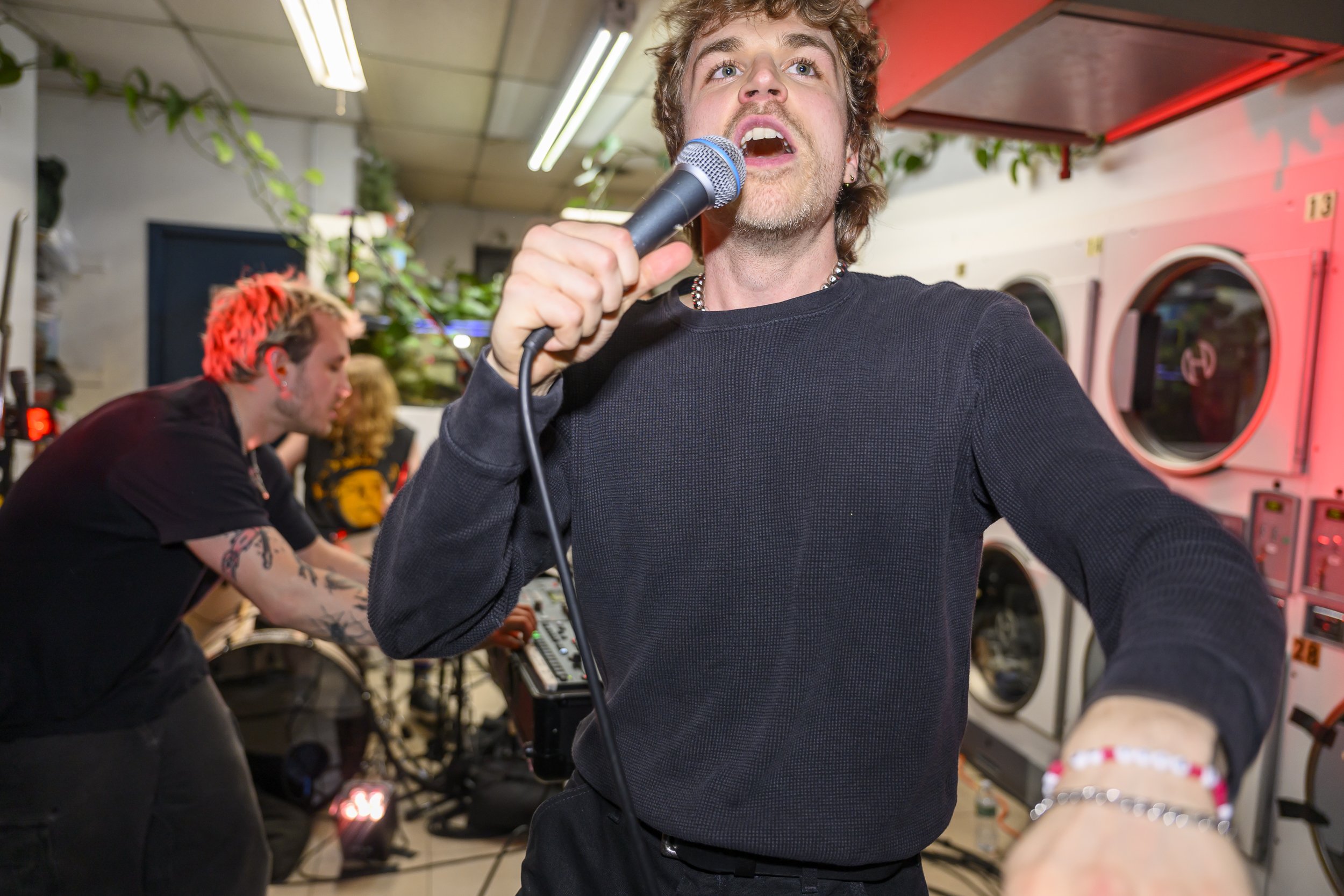 Lip Critic and Pop Music Fever Dream at Yong Xin Tan Laundromat thumbnail