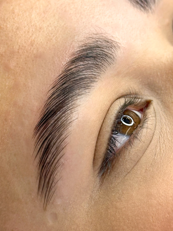 Quero aprender cuidar das minhas sobrancelhas 👆🏻 thumbnail